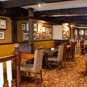 Bridport Arms (1).JPG
