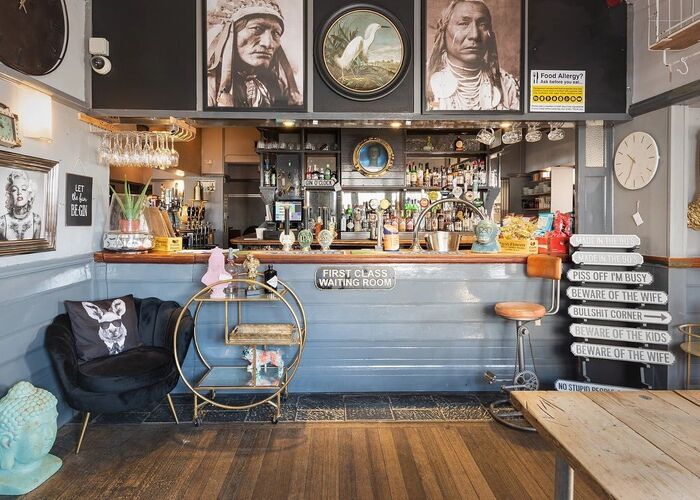 Cobb bar.jpg