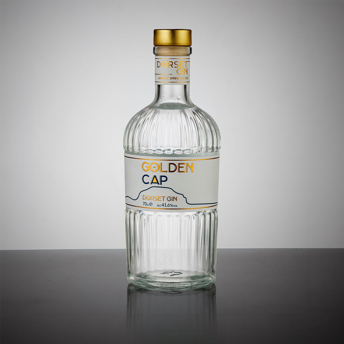 Golden-Cap-Gin_Bottle_SQ.jpg
