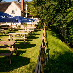 ilchester garden (6 of 9).jpg