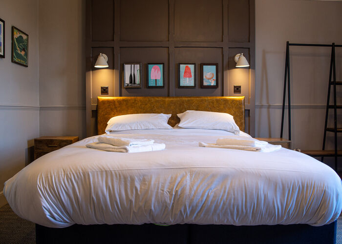 West Bay rooms 200 (5 of 10)