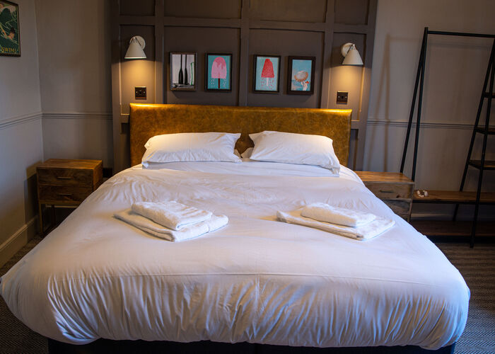 West Bay rooms 200 (6 of 10)