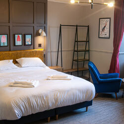 West Bay rooms 200 (8 of 10)