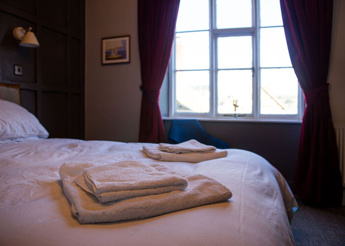 West Bay rooms Tally Ho! (4 of 8)
