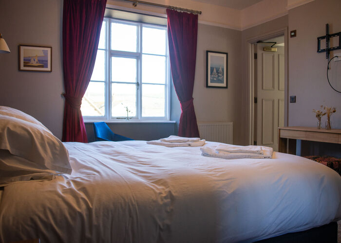 West Bay rooms Tally Ho! (5 of 8)