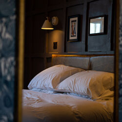 West Bay rooms Tally Ho! (6 of 8)
